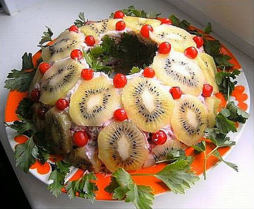 Salatların heyrətamiz formada bəzədilməsi (2-ci hissə)