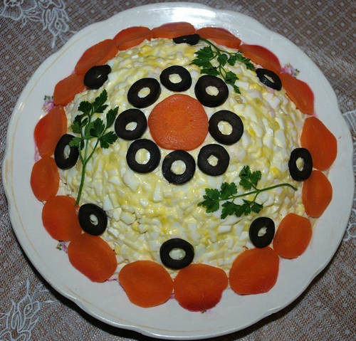 Salatların heyrətamiz formada bəzədilməsi (2-ci hissə)